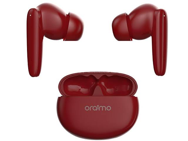 Oraimo Riff True Wireless Earbuds OEB-E02D: Comfort Fit, Rich Sound, Long Playtime - Your Pocket-Sized Music Oasis